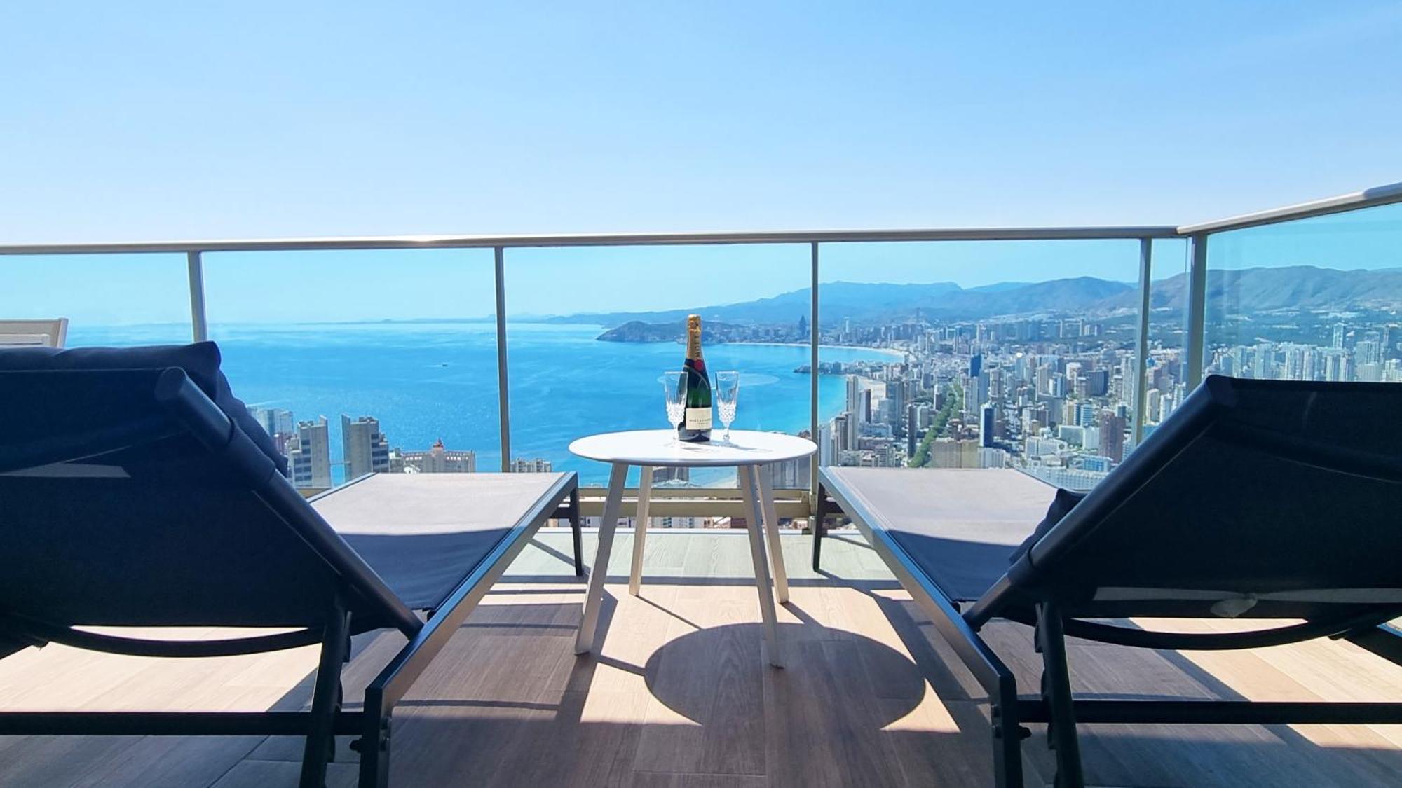 Skyscraper Apartment With Panoramic Views - Floor 38 ベニドルム エクステリア 写真