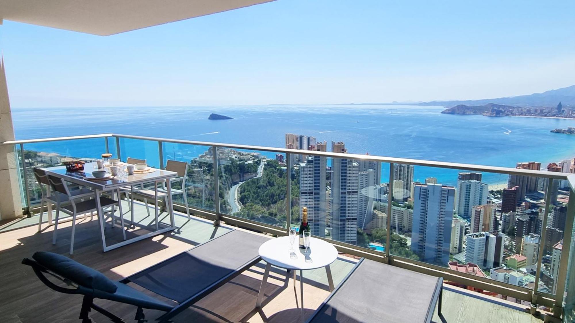 Skyscraper Apartment With Panoramic Views - Floor 38 ベニドルム エクステリア 写真